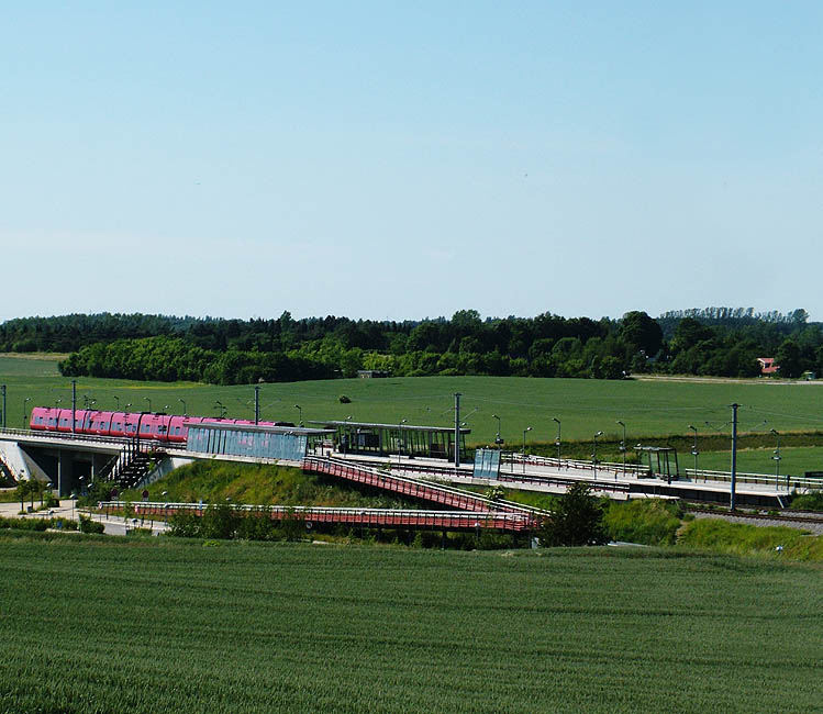 Panorama - Udsigt fra området ved Kong Sveds Høj ned imod Kildedal station
