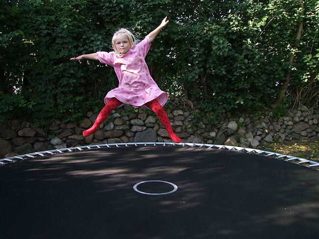 image/trampolin-935.jpg