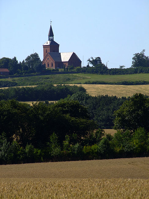 image/bregninge_kirke-645.jpg