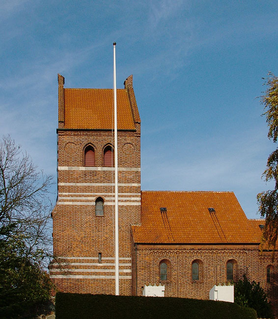 image/ledoeje_kirke-01.jpg