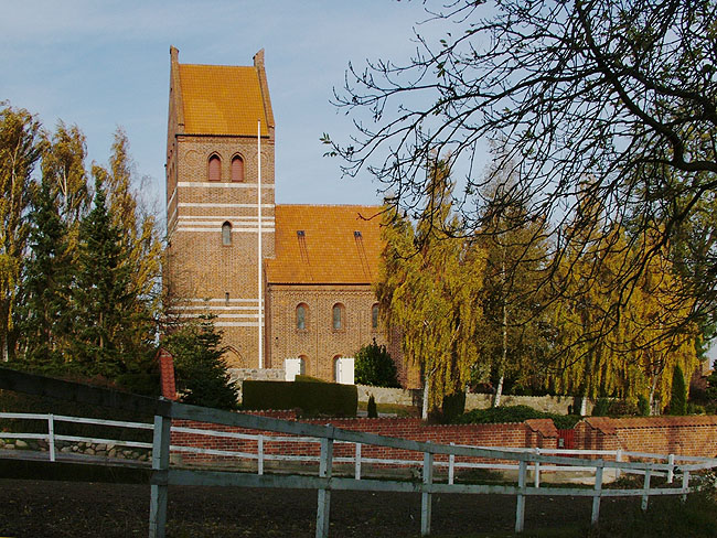 image/ledoeje_kirke-02.jpg