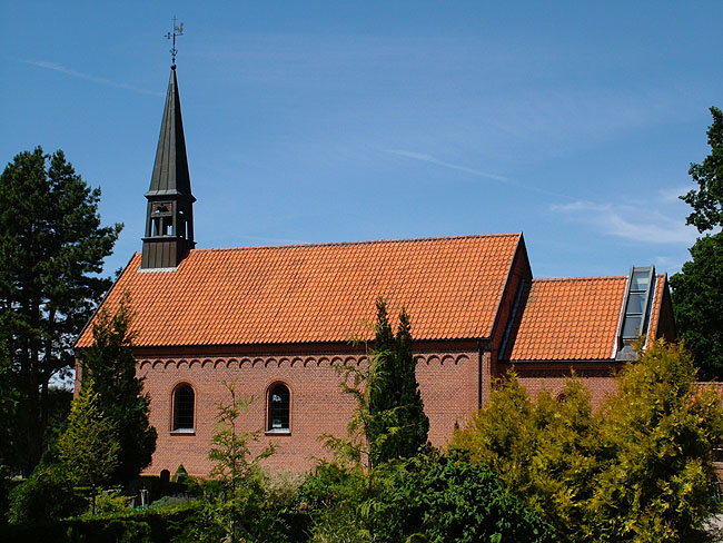 image/skoven_kirke-05.jpg