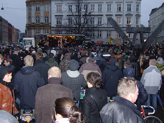 image/ungdomshuset_demo-010.jpg