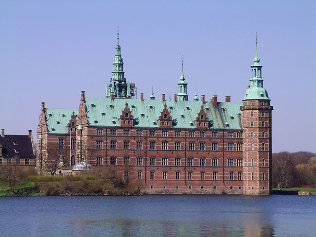 image/frederiksborg_slot-01.jpg