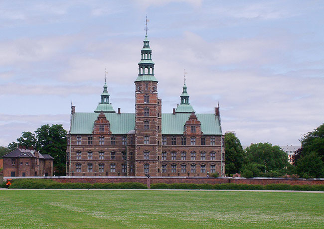 image/rosenborg_slot-02.jpg